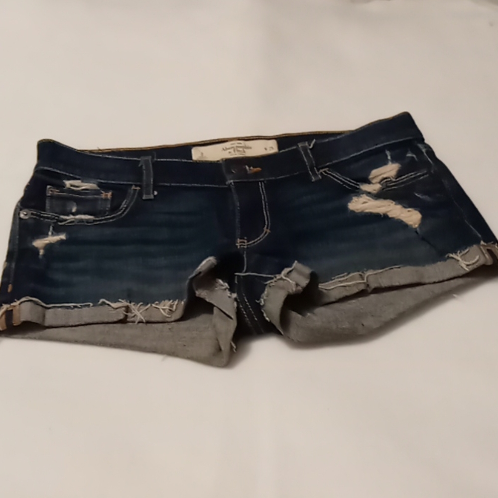 🔥🔥🔥Abercrombie &Fitch short size 0